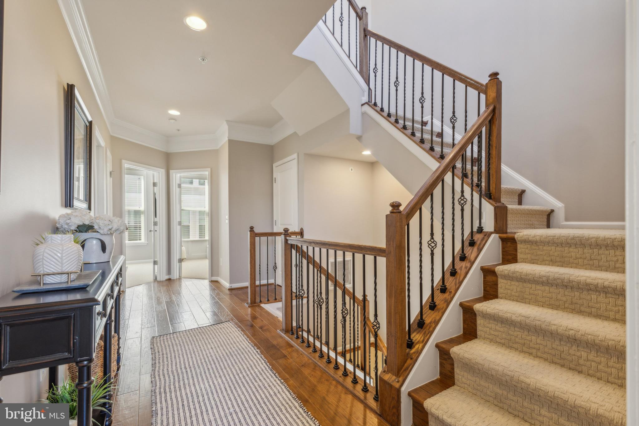 4838 Garden View Ln