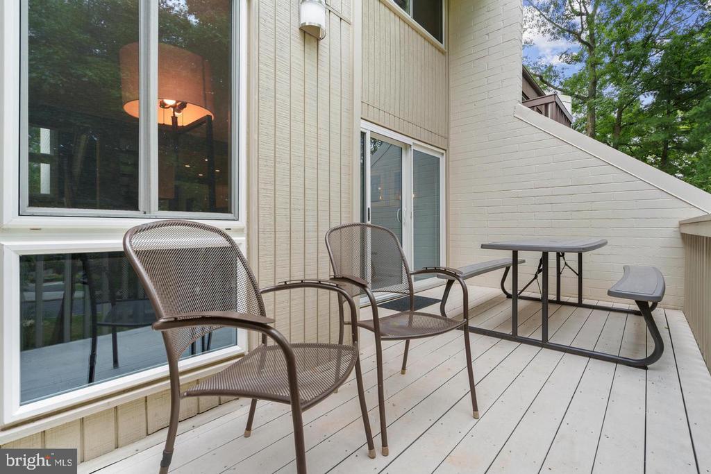 1676 MOORINGS DRIVE