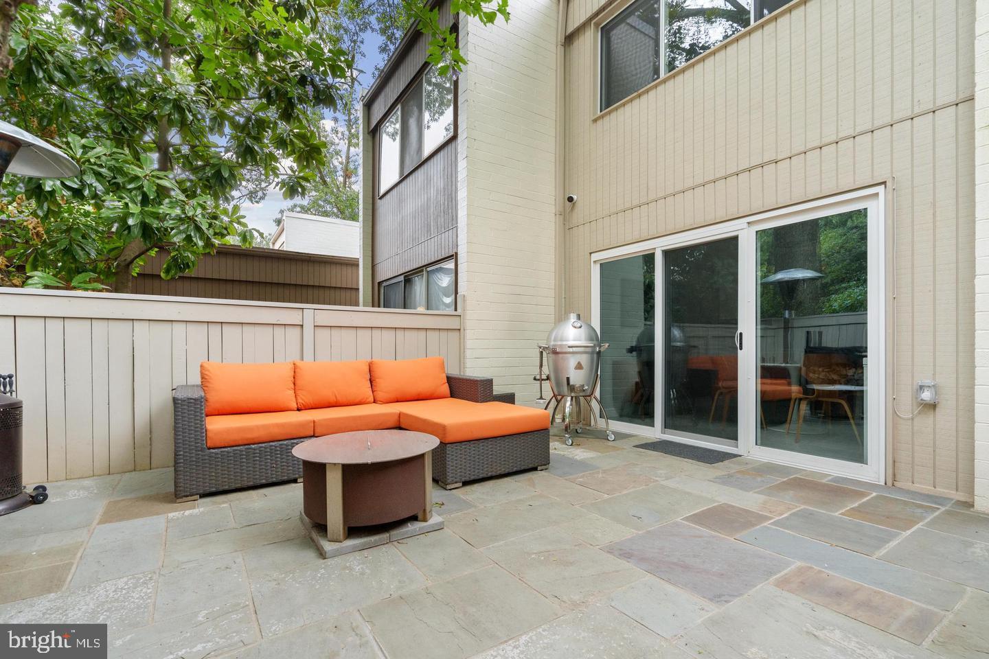 1676 MOORINGS DRIVE