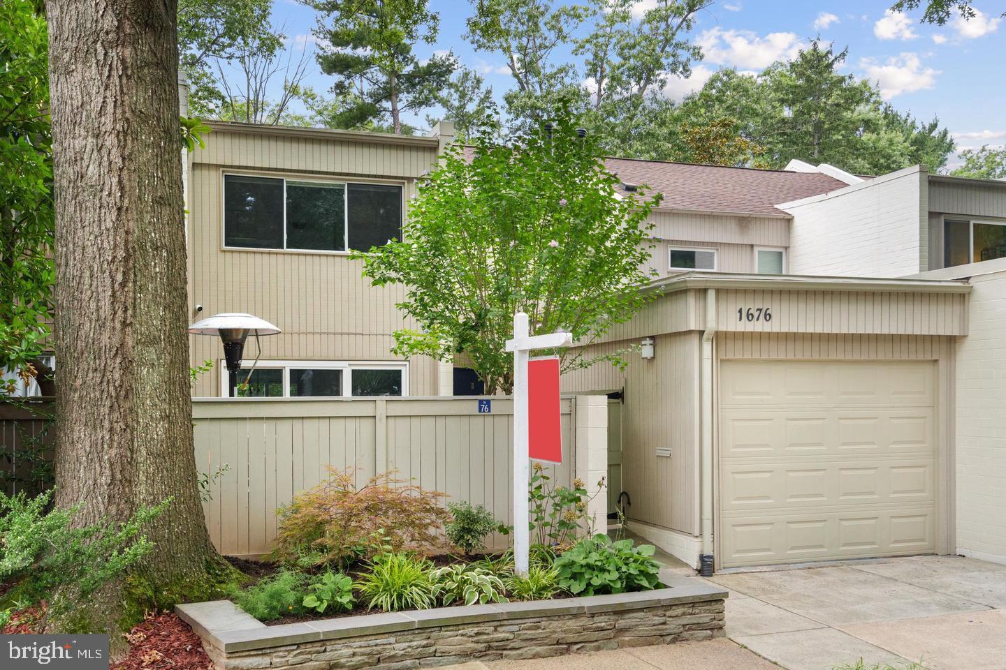 1676 MOORINGS DRIVE