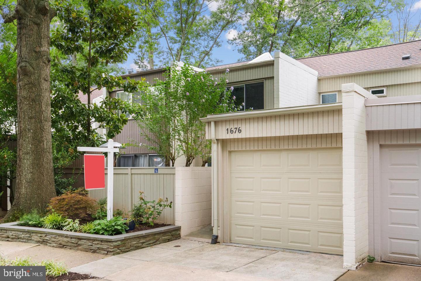 1676 MOORINGS DRIVE