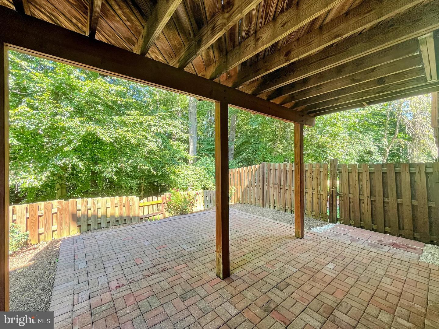 8802 Cameo Sq