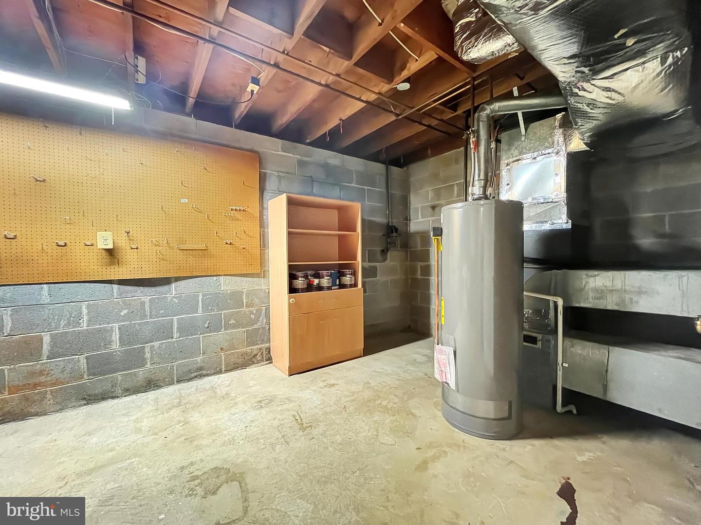 8802 Cameo Sq