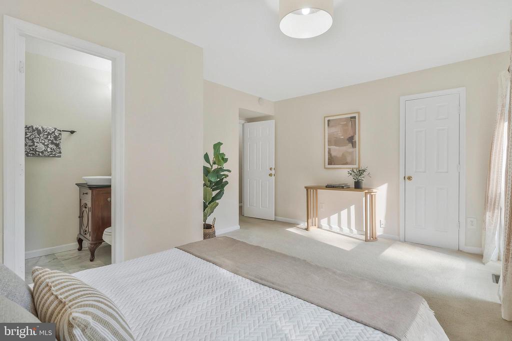 11902 Barrel Cooper Ct