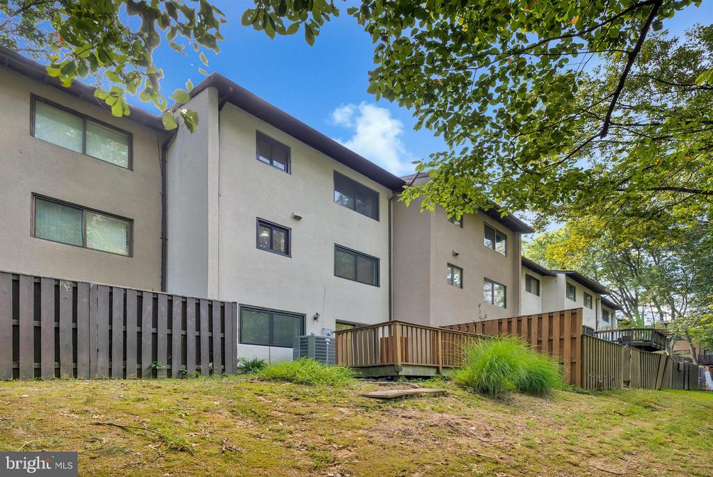 11902 Barrel Cooper Ct