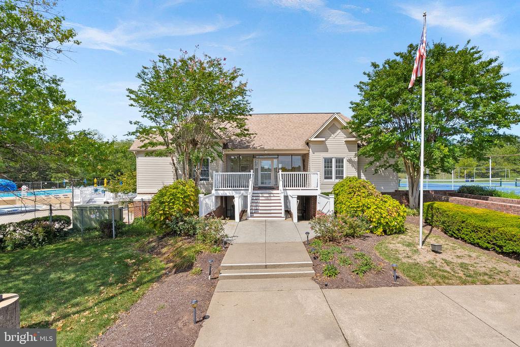 6931 Mary Caroline Cir #K