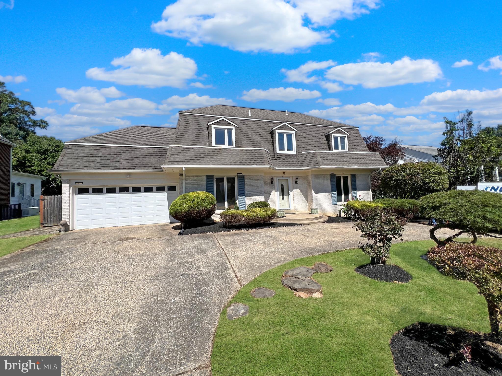7434 Mason Ln