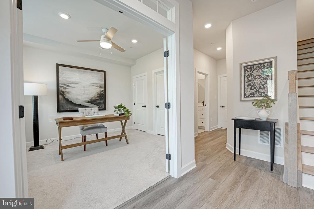 115 Pleasant St NW #5