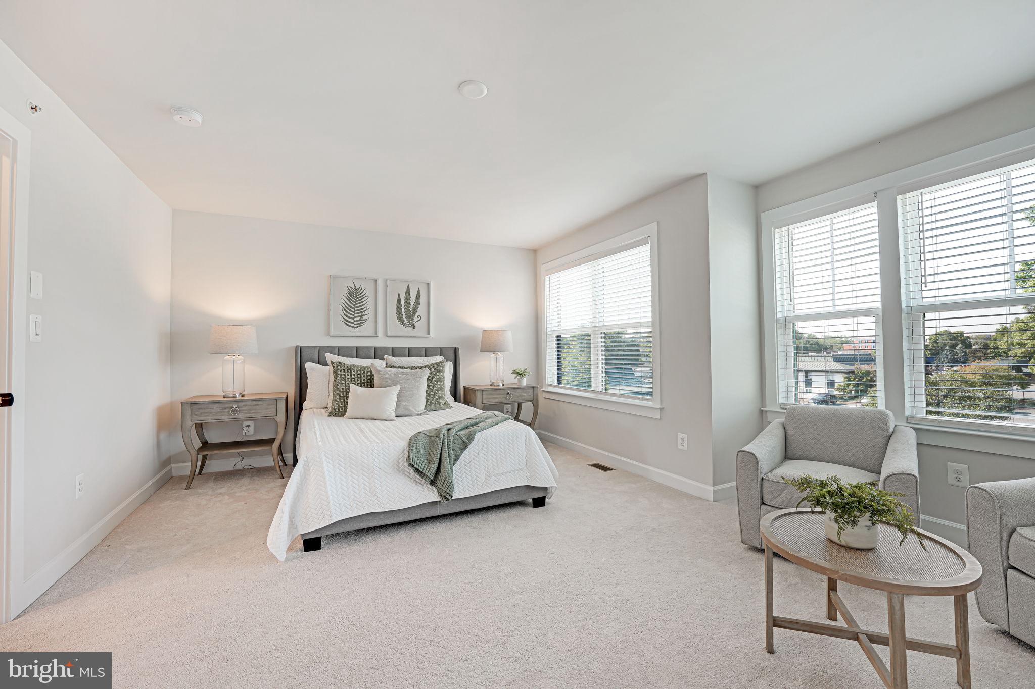 115 Pleasant St NW #5