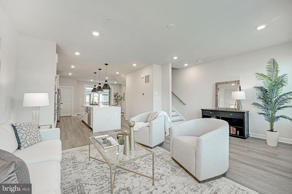 115 Pleasant St NW #5