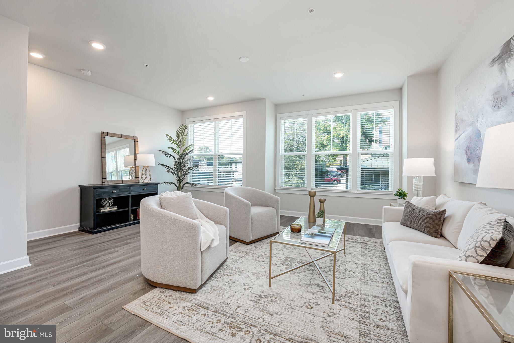 115 Pleasant St NW #5