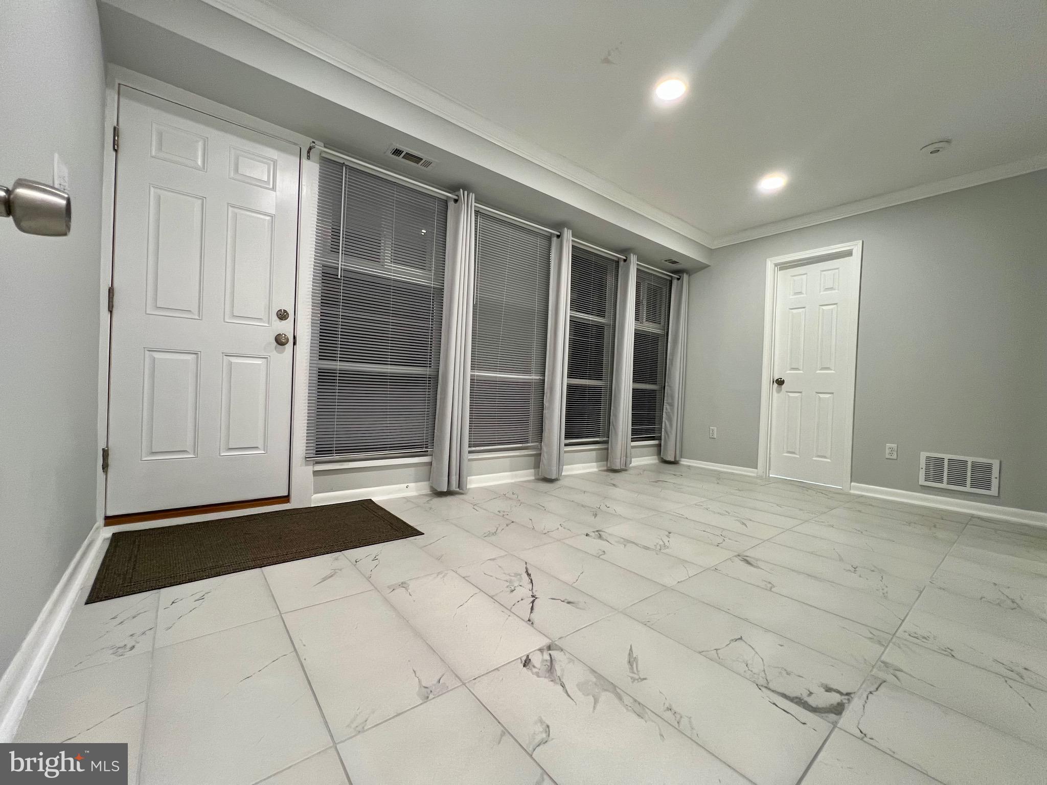 4401 Forest Glen Ct #4401