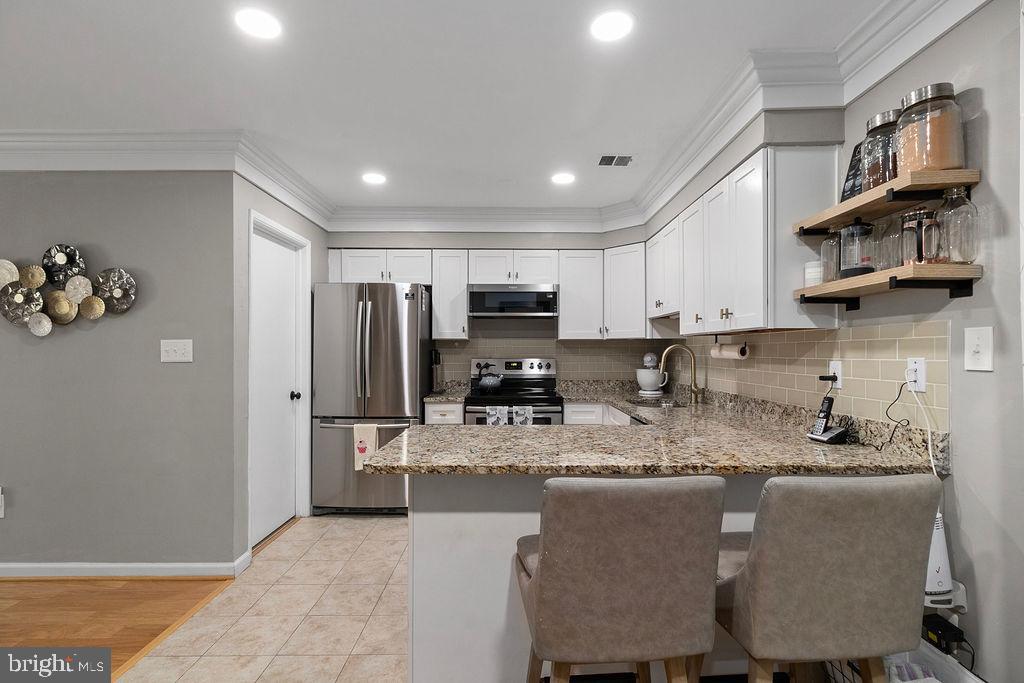 2258 Coppersmith Sq