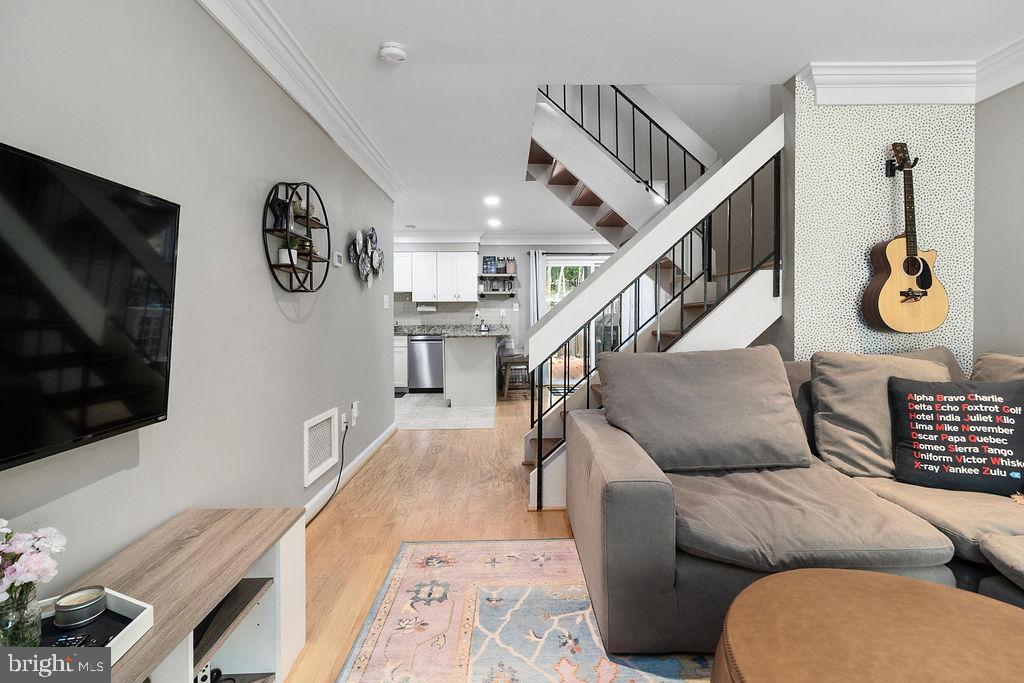 2258 Coppersmith Sq