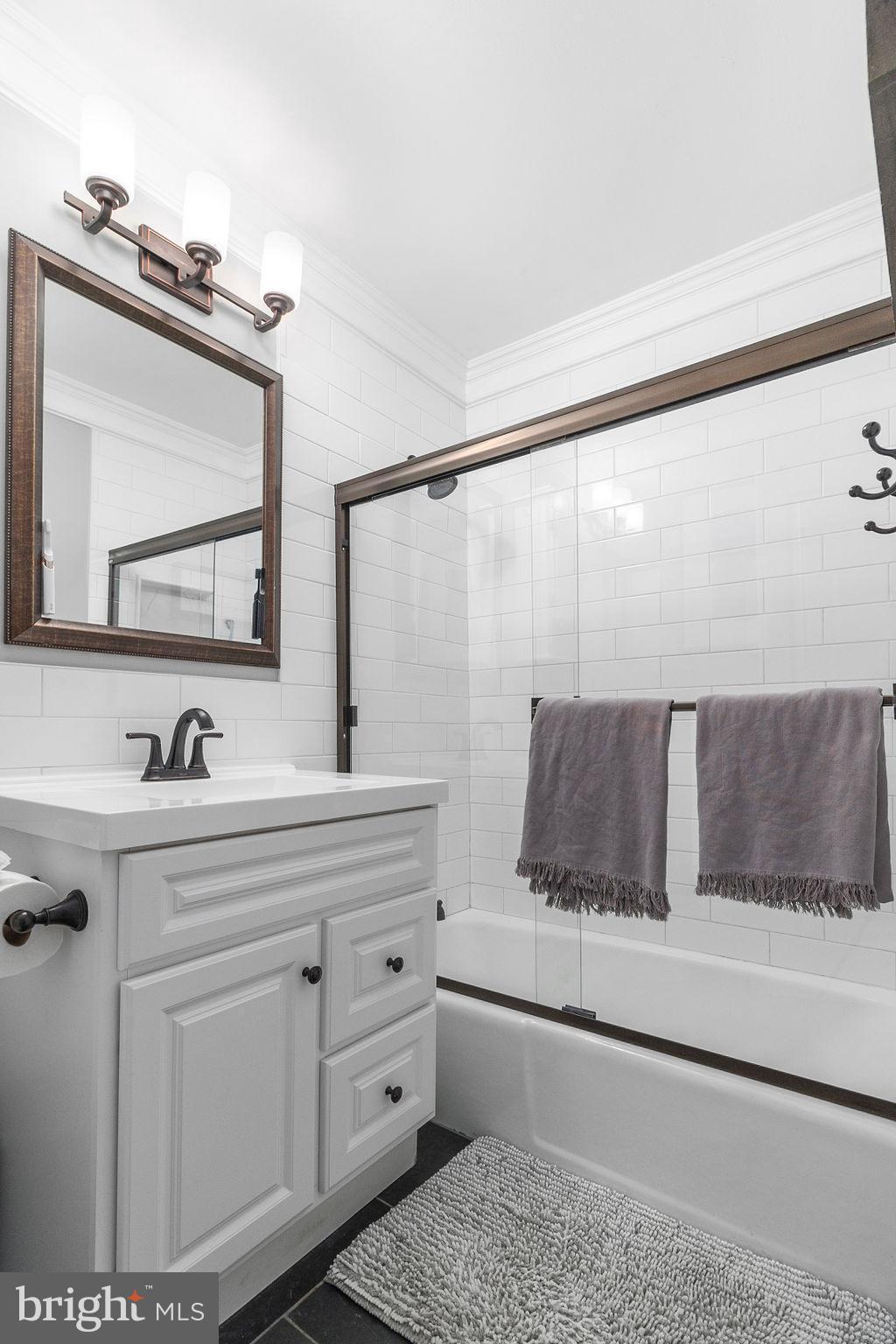 2258 Coppersmith Sq