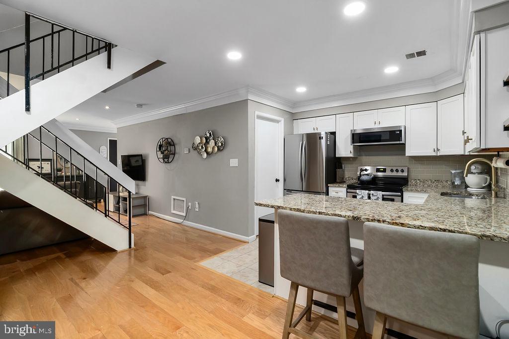 2258 Coppersmith Sq