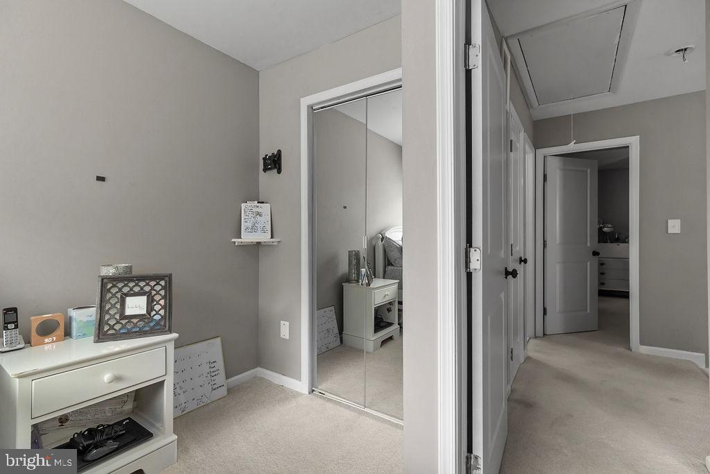 2258 Coppersmith Sq