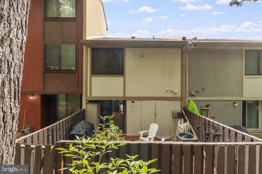 2258 Coppersmith Sq