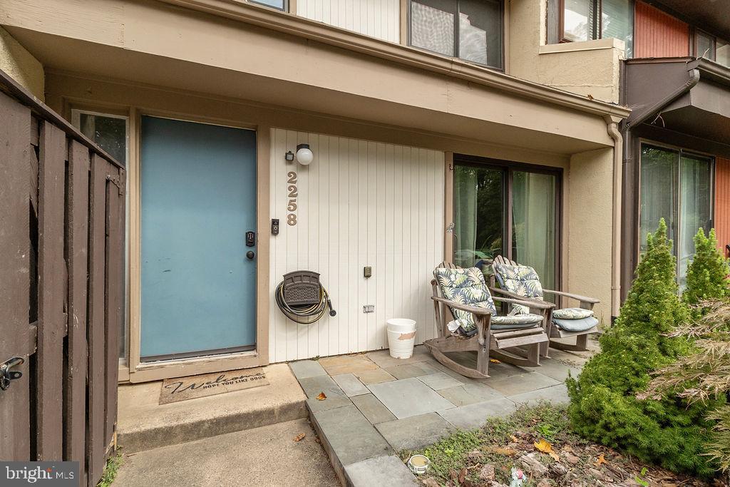 2258 Coppersmith Sq