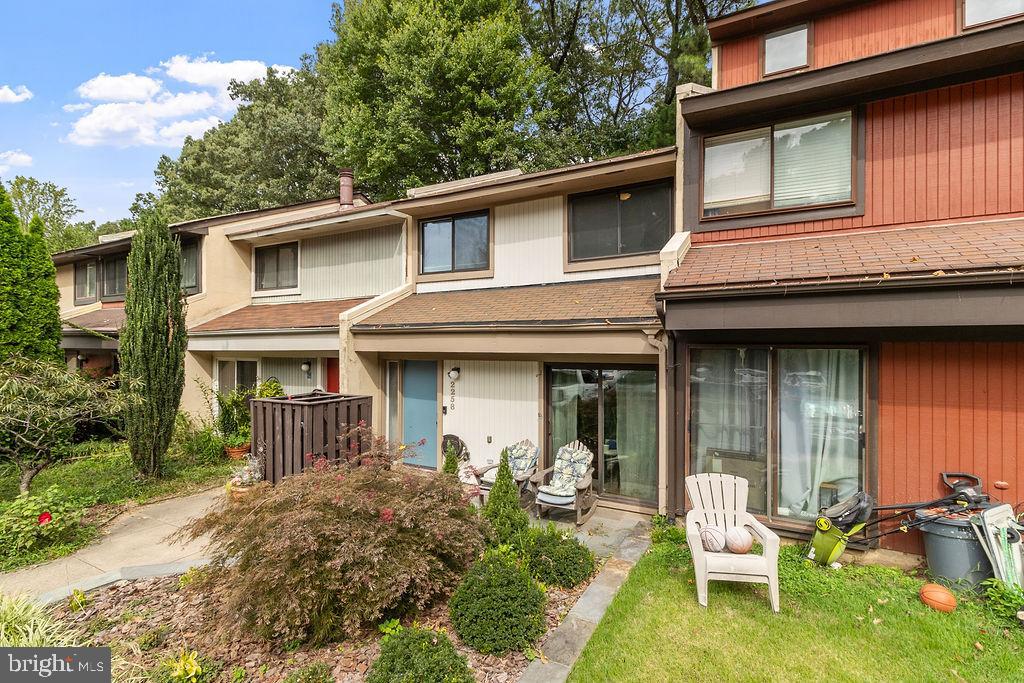 2258 Coppersmith Sq