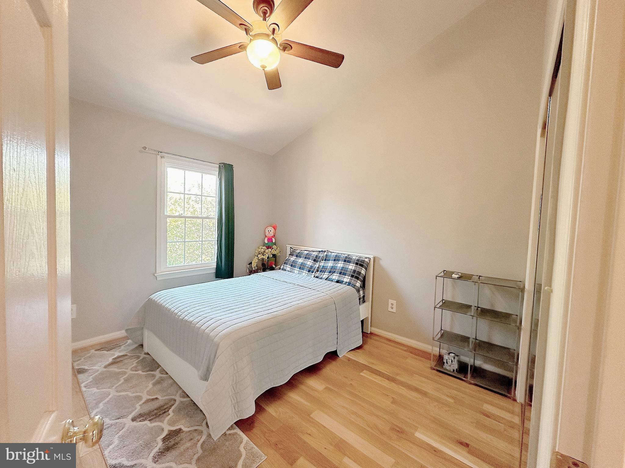 6403 Little Potters Ln