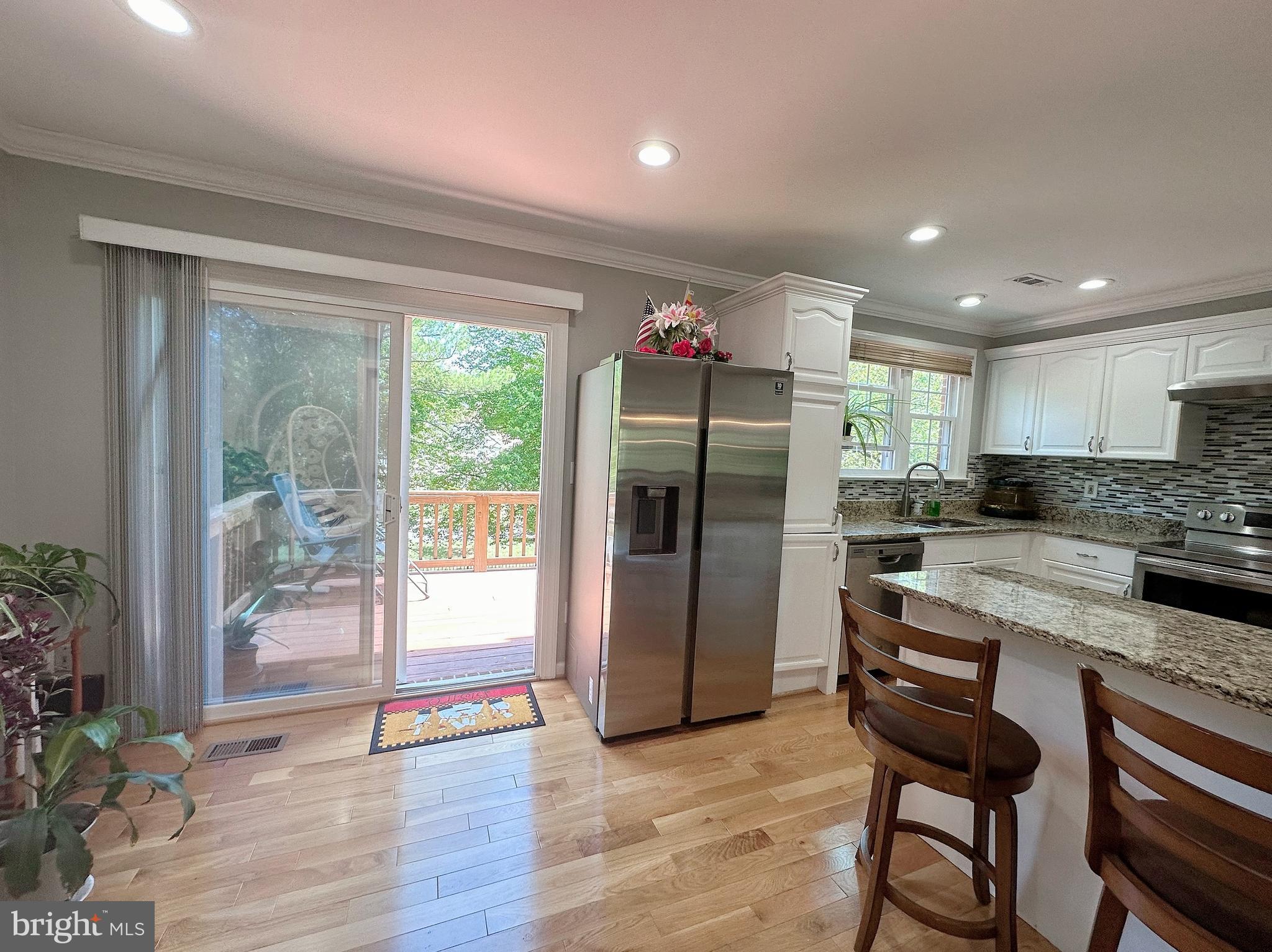6403 Little Potters Ln