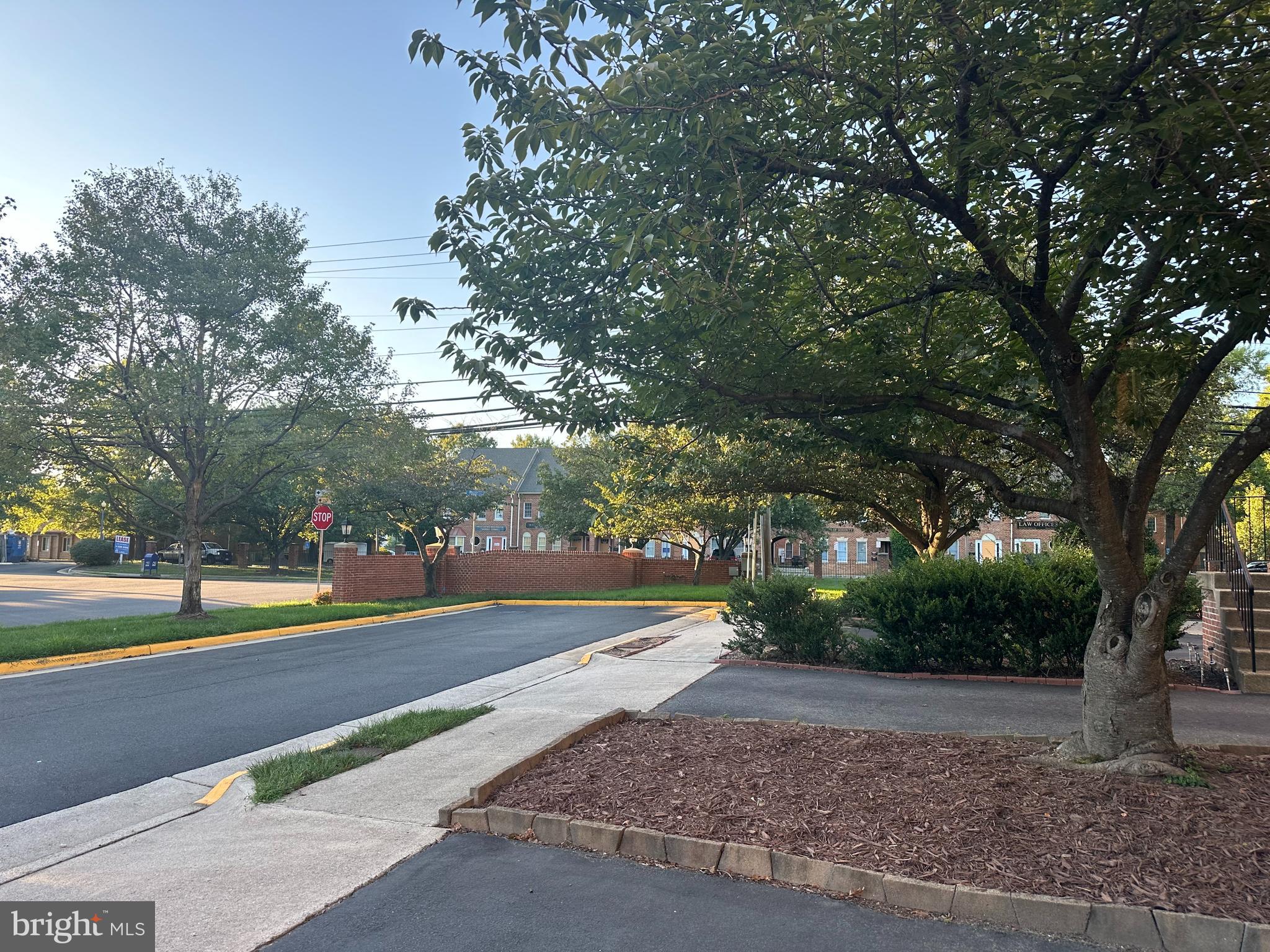 6403 Little Potters Ln
