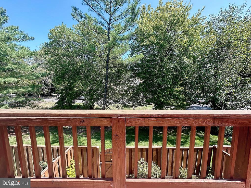 6403 Little Potters Ln