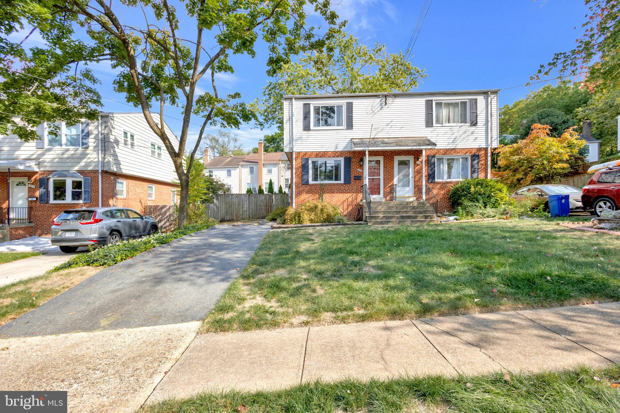 5853 Mount Vernon Dr