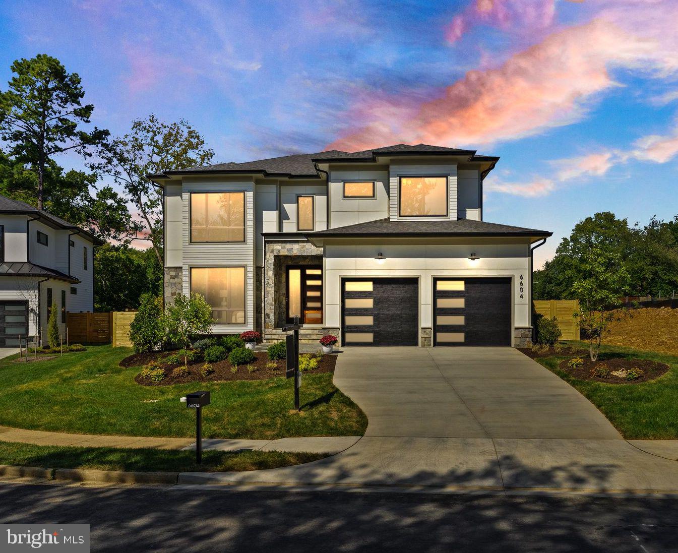 6604 Fairlawn Dr