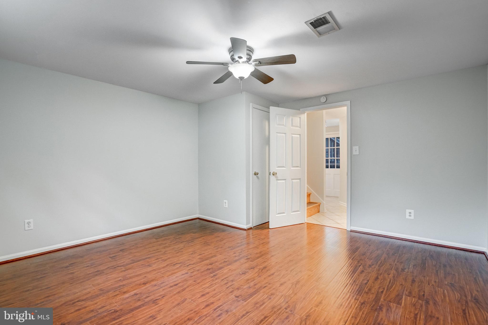 4413 Laurel Rd