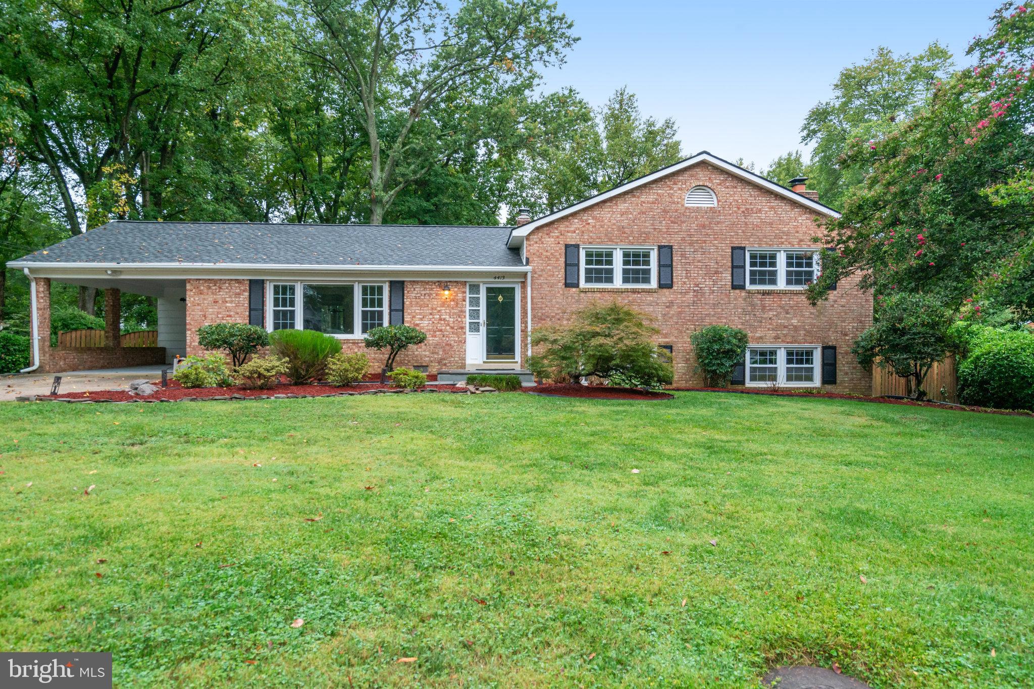 4413 Laurel Rd