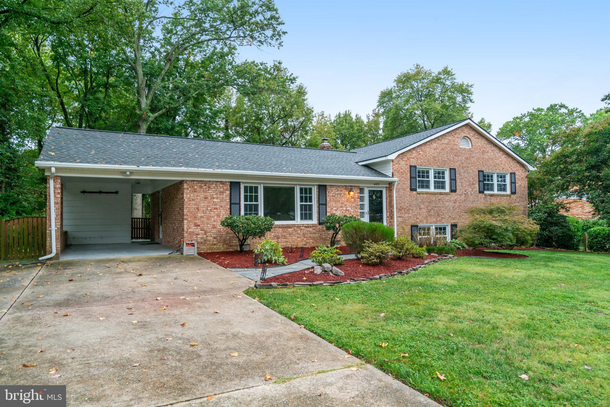 4413 Laurel Rd