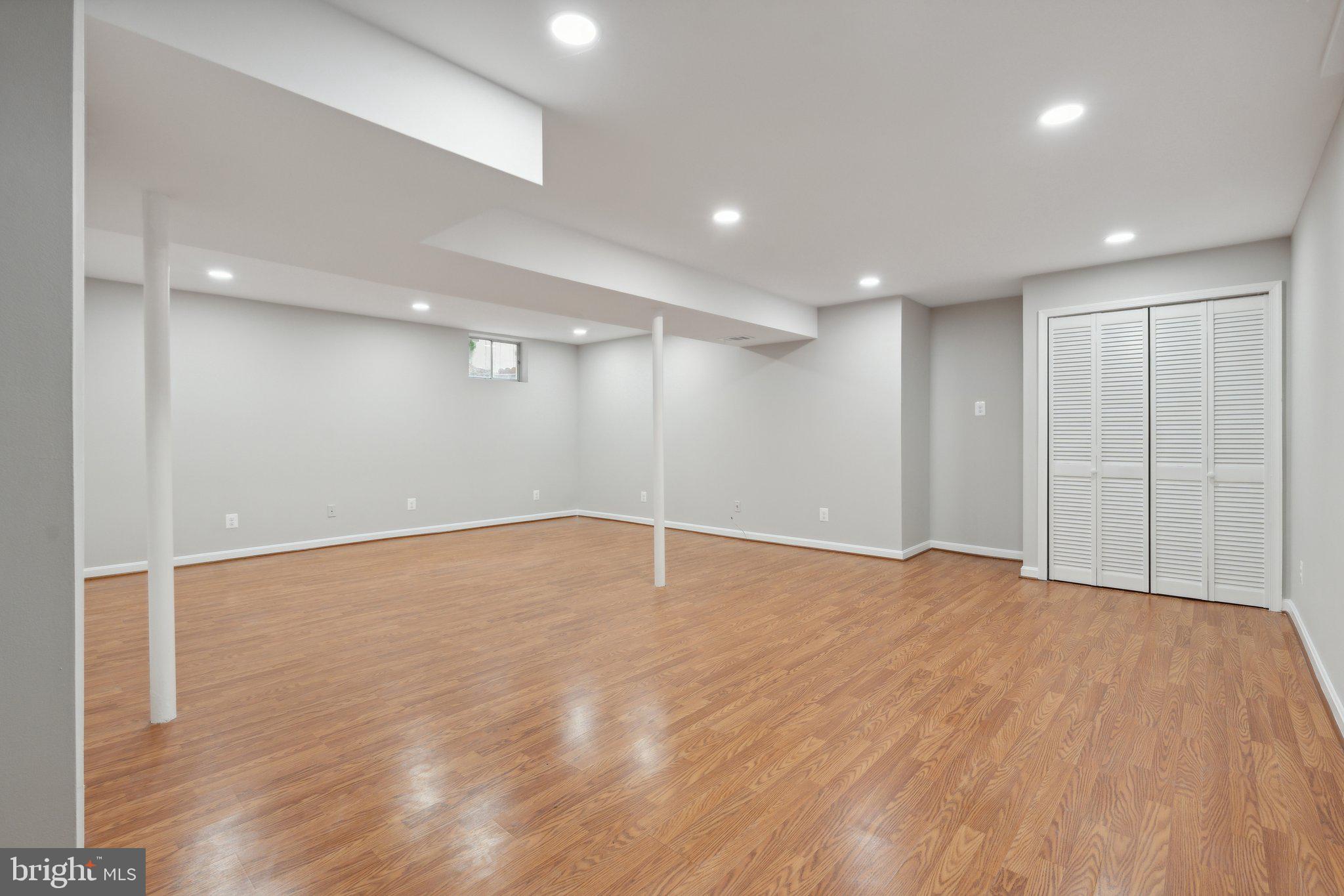 2053 Cobblestone Ln