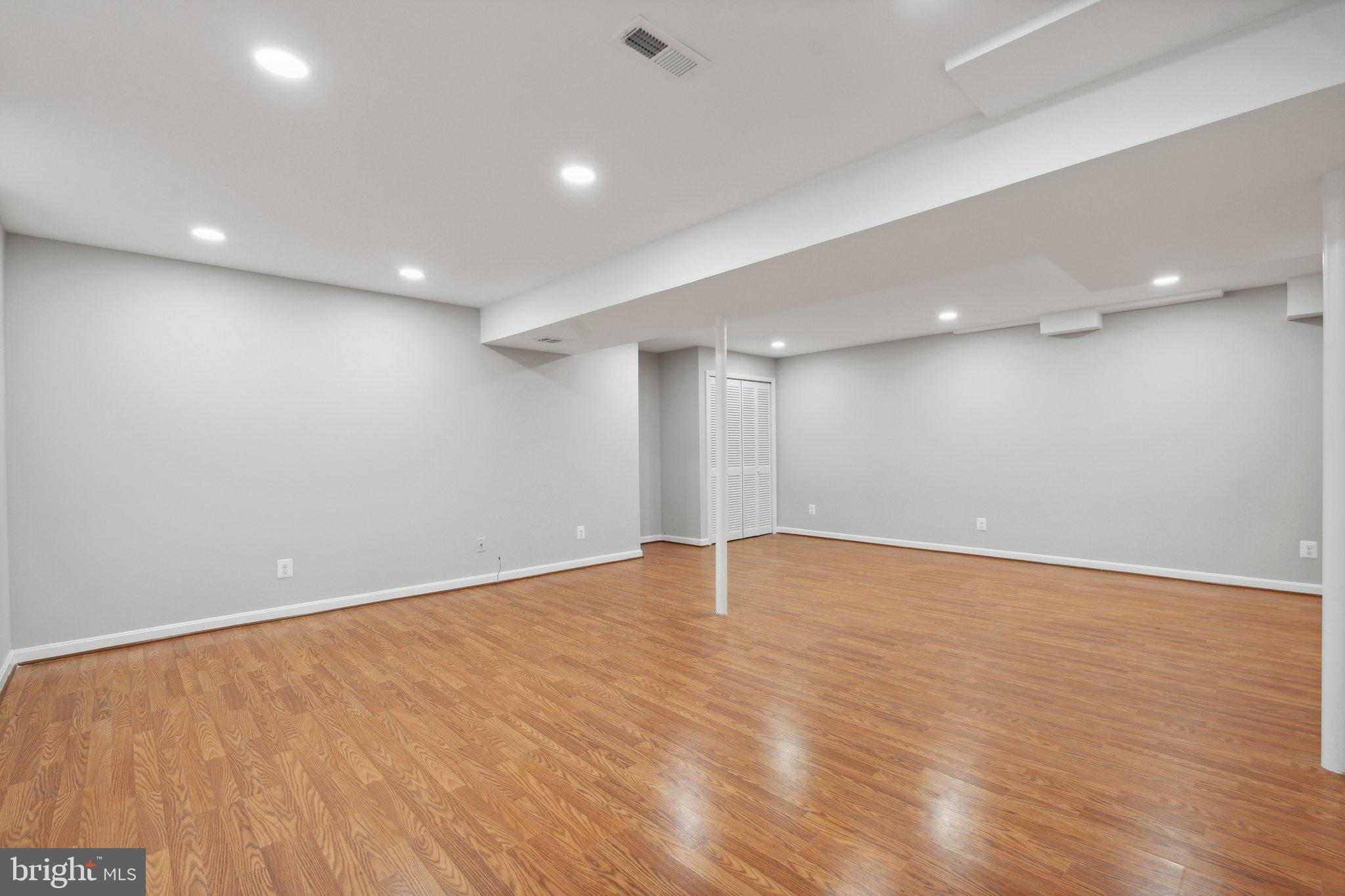2053 Cobblestone Ln