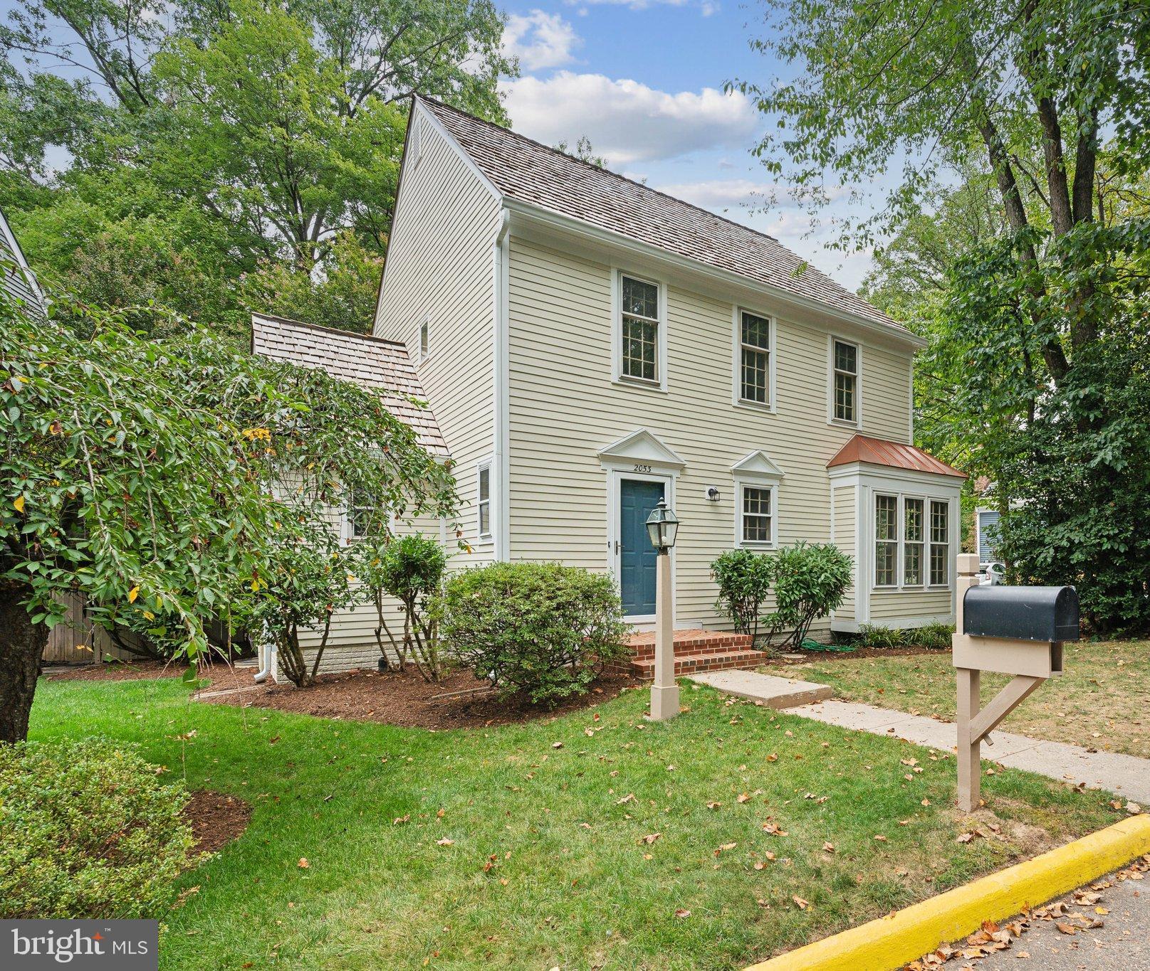 2053 Cobblestone Ln