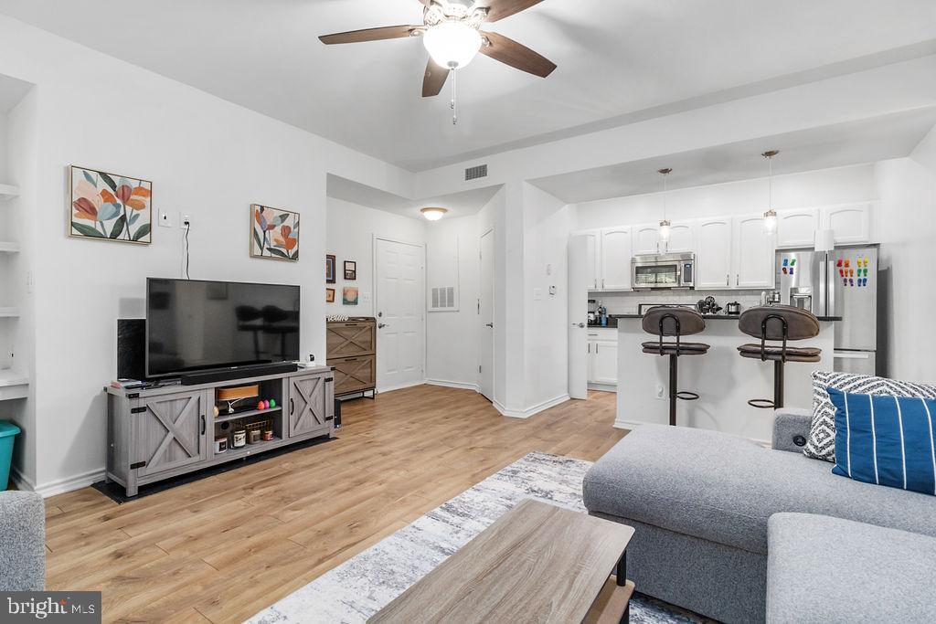 3908 Penderview Dr #606