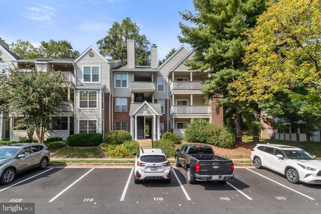 3908 Penderview Dr #606