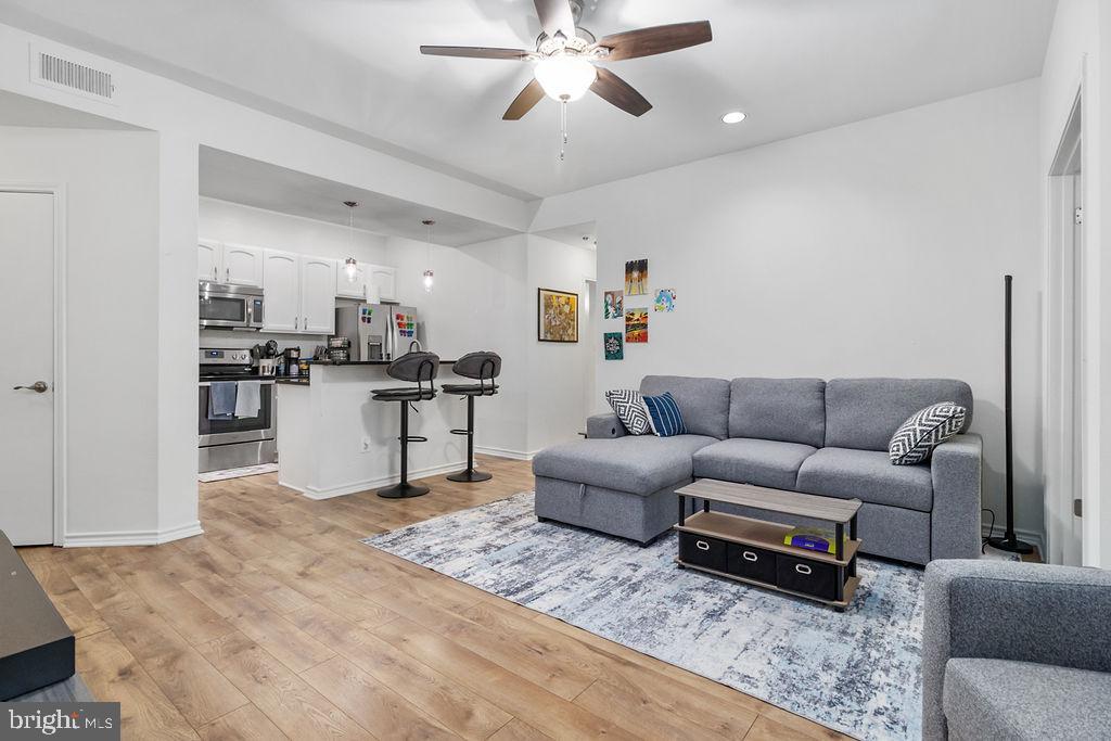 3908 Penderview Dr #606