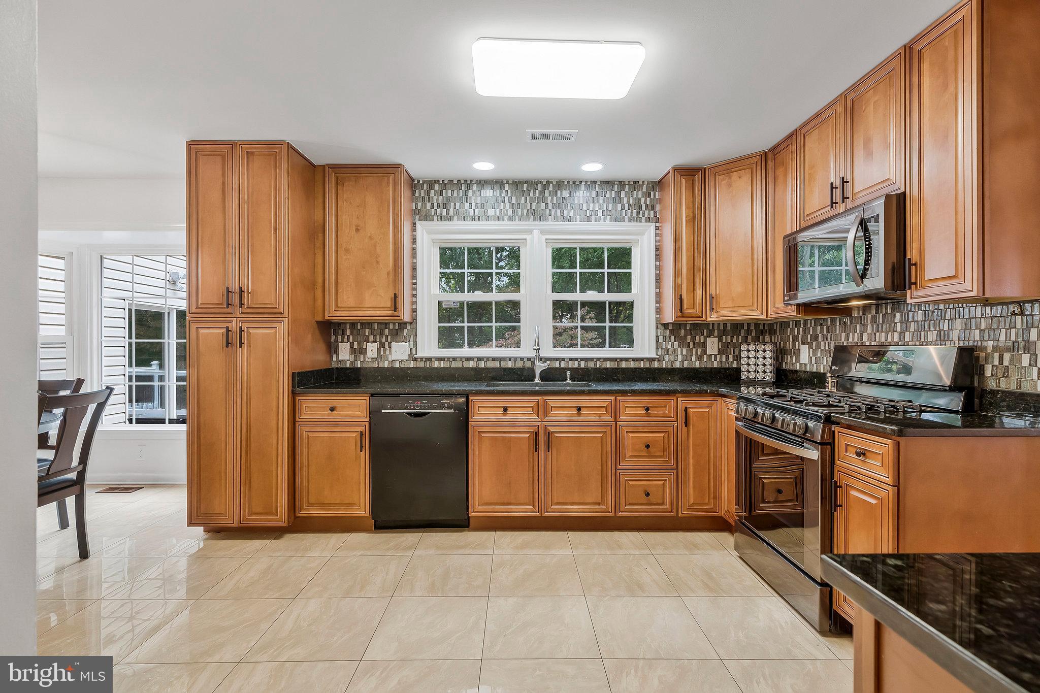 13911 Valley Country Dr