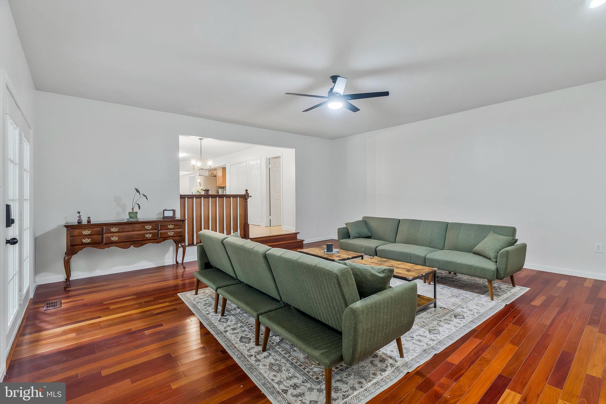 13911 Valley Country Dr