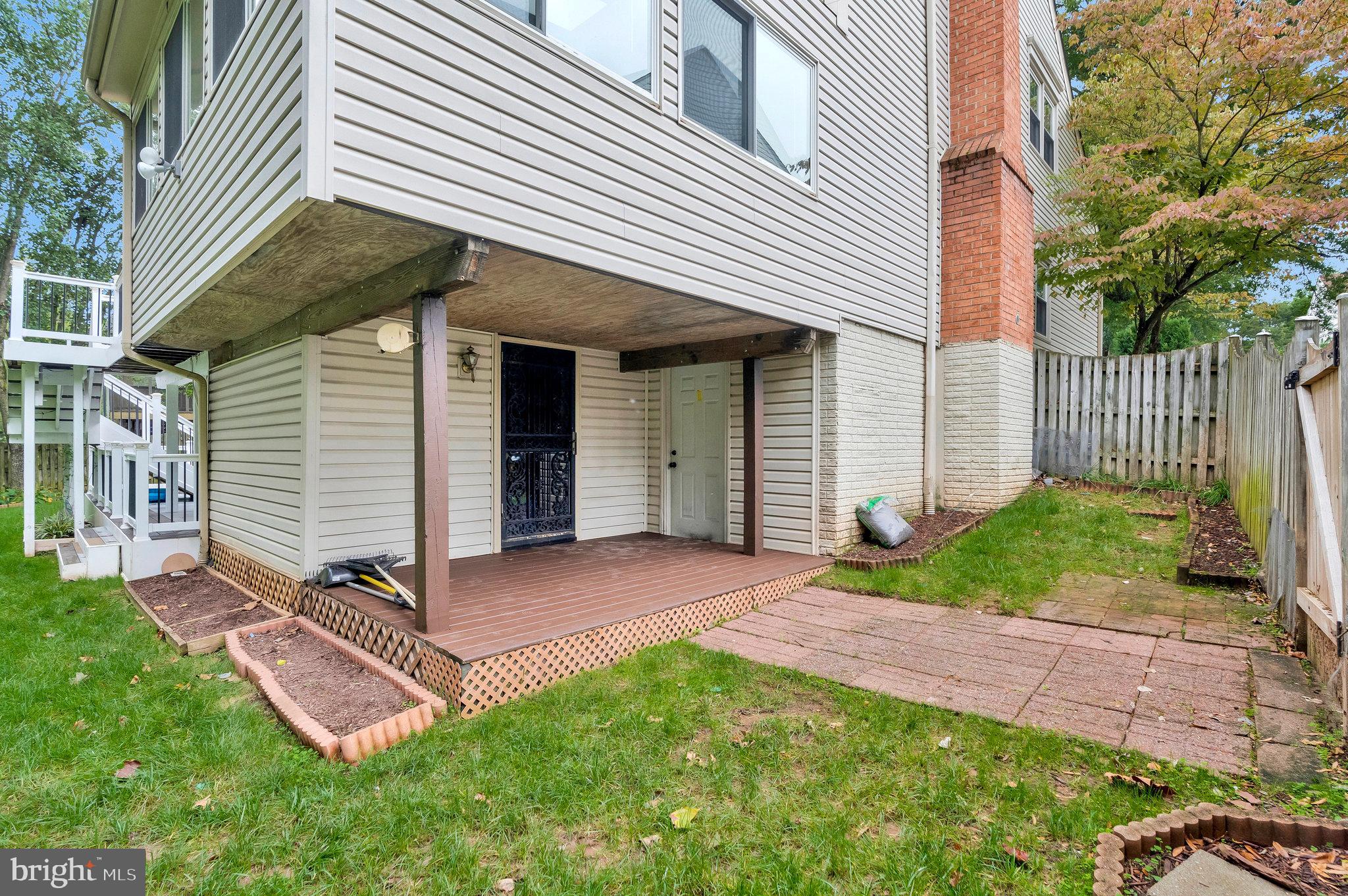 13911 Valley Country Dr