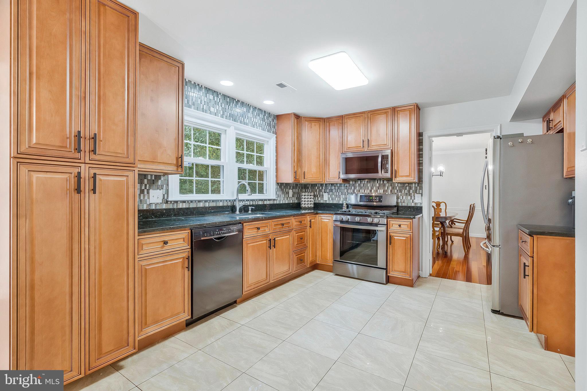 13911 Valley Country Dr