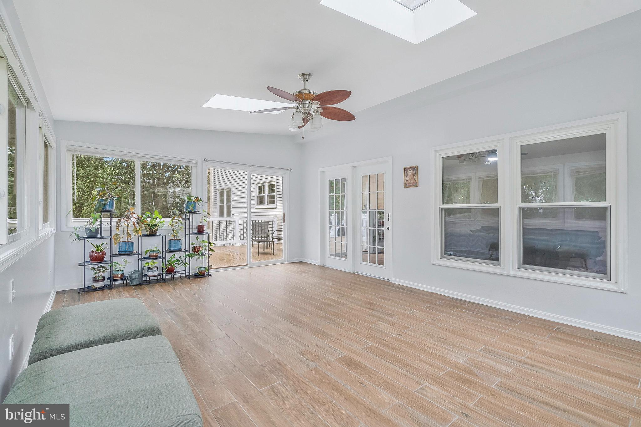 13911 Valley Country Dr