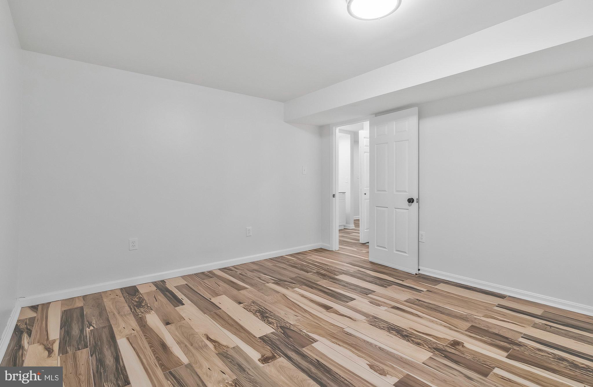 13911 Valley Country Dr