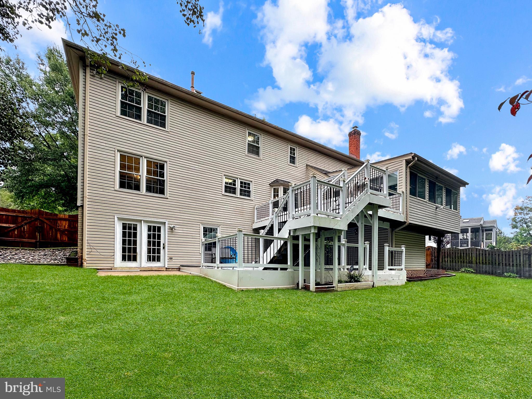 13911 Valley Country Dr