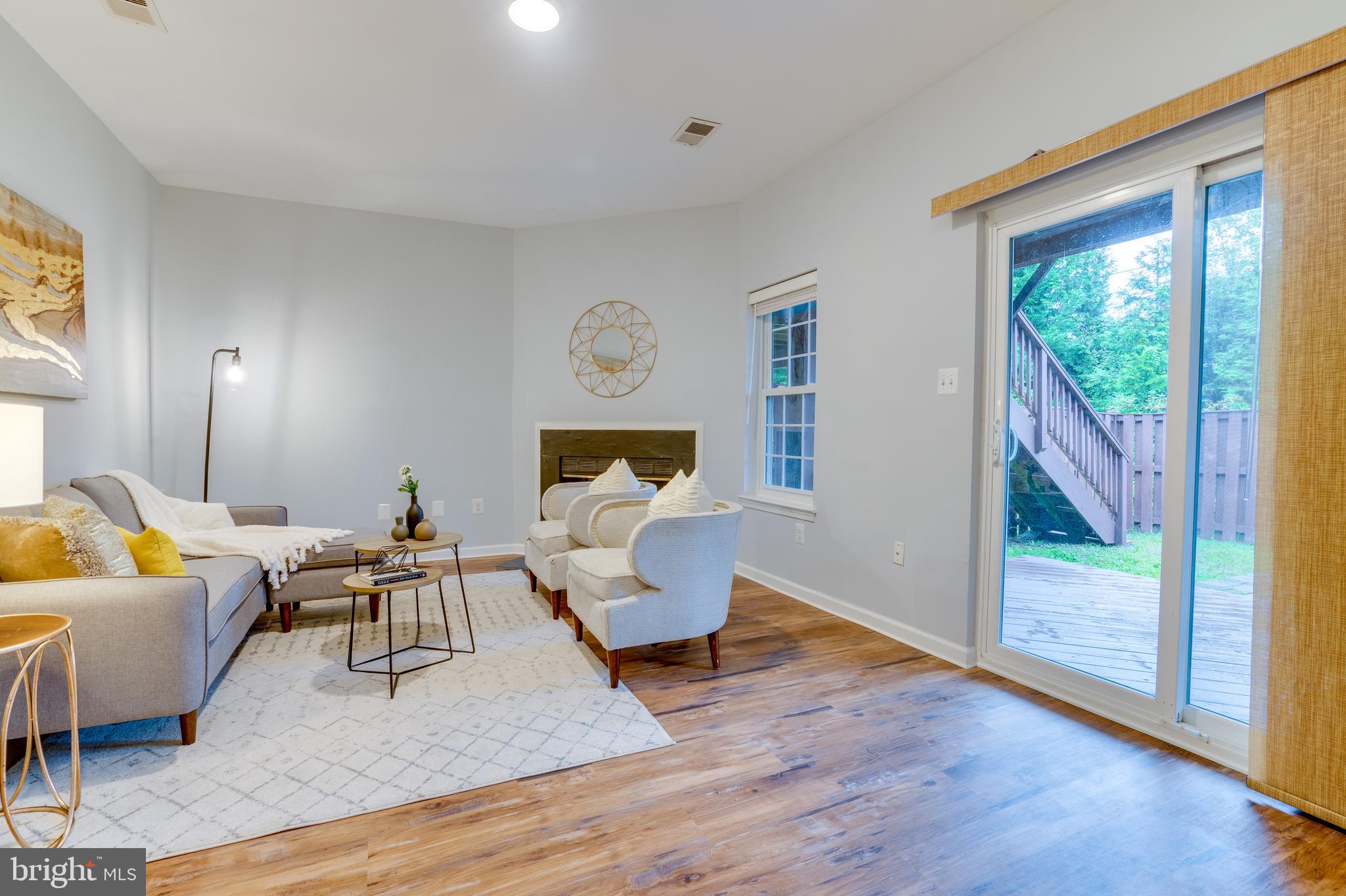 13692 Wildflower Ln