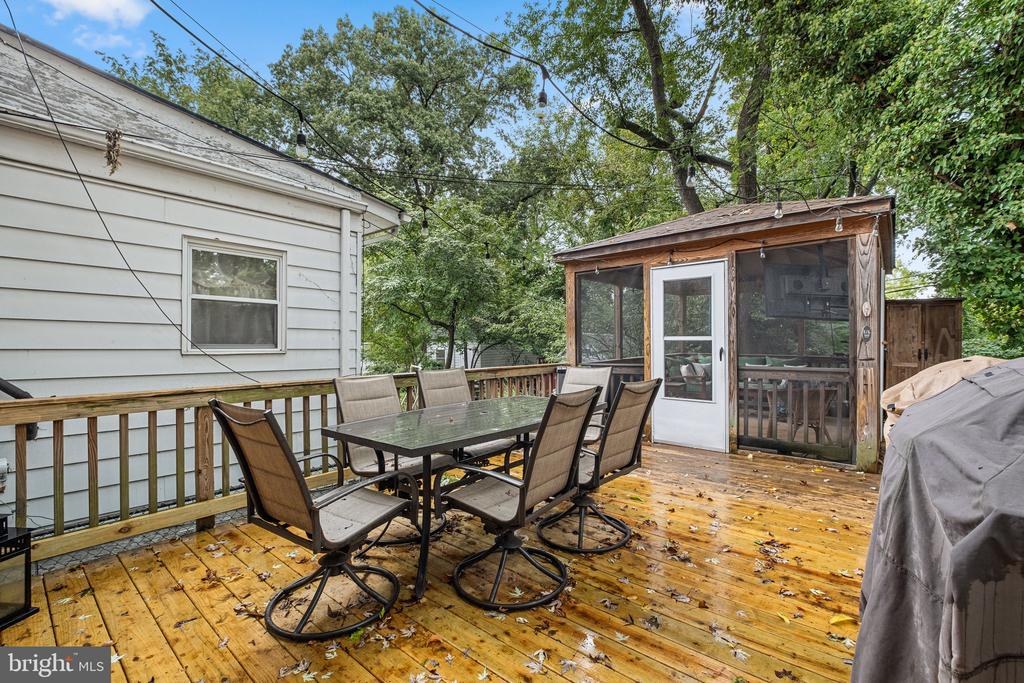 2028 Arlington Ter