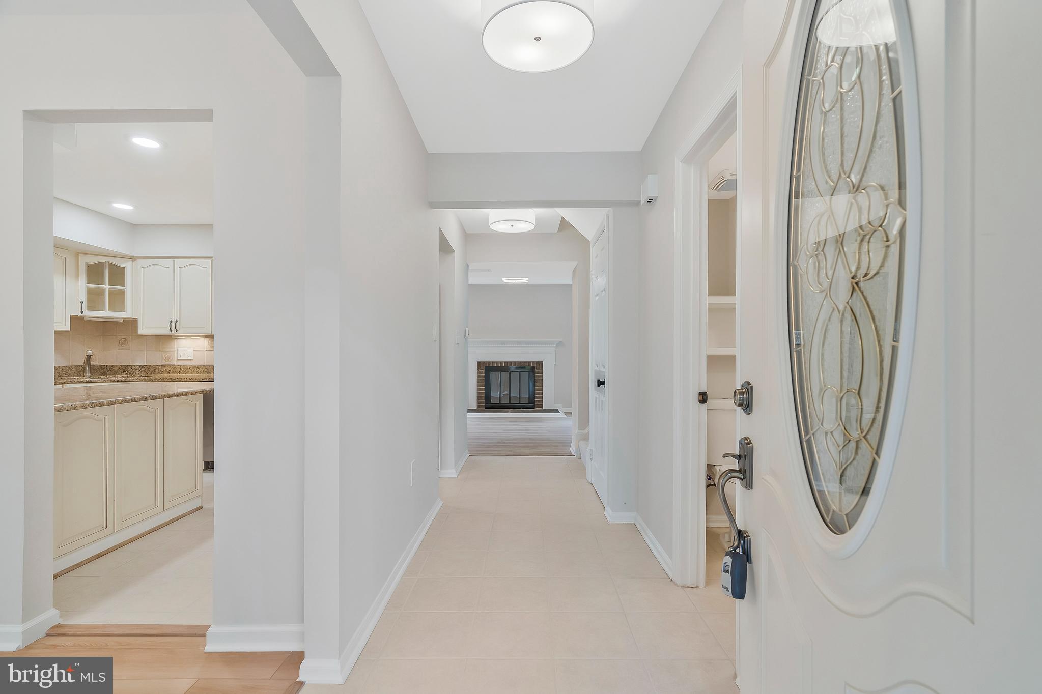 1111 Moorefield Hill Ct SW