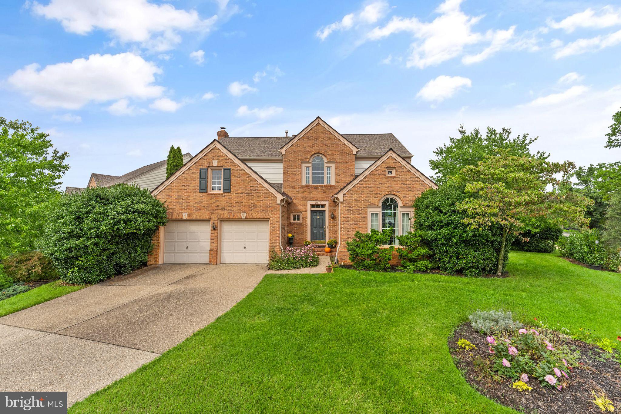 8437 Black Stallion Pl